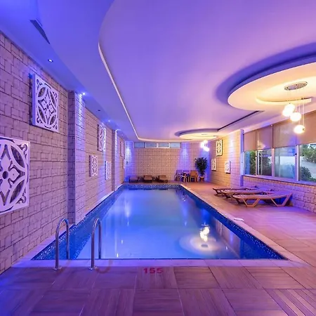 Apartamento Crystal Tower